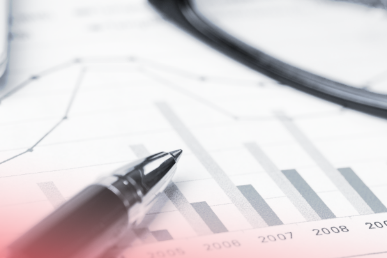Comparación de análisis fundamental y técnico